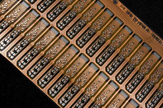 ซื้อ สกรีนนิ้วทอง LED FPC เครื่องเชื่อมนิ้วทอง FPCB การประกอบแผ่นวงจรอิเล็กทรอนิกส์แม่นยํา online manufacture