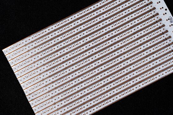 ซื้อ ผู้ผลิตแถบ LED เกรดอุตสาหกรรม: FPC แบบกำหนดเอง & SMT แบบครบวงจรสำหรับสภาพแวดล้อมที่รุนแรง แผงวงจรยืดหยุ่นแบบชิปบน FPC ที่ปรับแต่งเองสำหรับไฟแถบ COB พร้อมแผงสองชั้น online manufacture