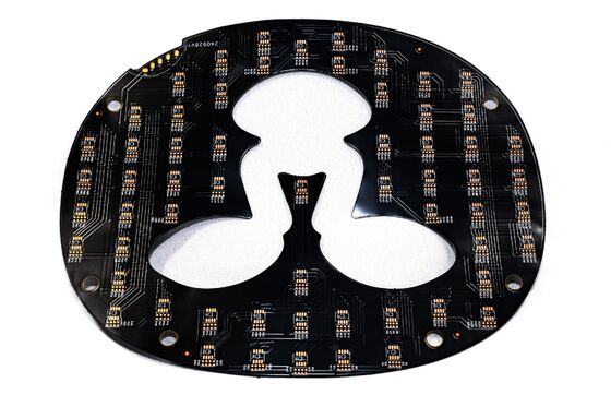 แผงวงจร PCB หน้ากาก LED ความงามแบบสองชั้นที่ปรับแต่งได้พร้อมระดับการป้องกันไฟ V0 สำหรับการฟื้นฟูผิว